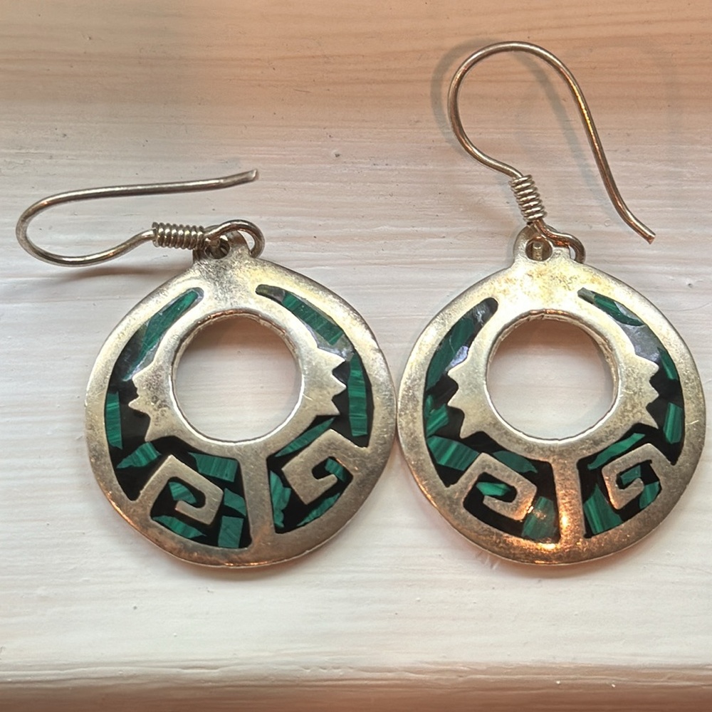 Vintage Sterling 925 earrings, signed, Mexican. Inlayed black and green stone.